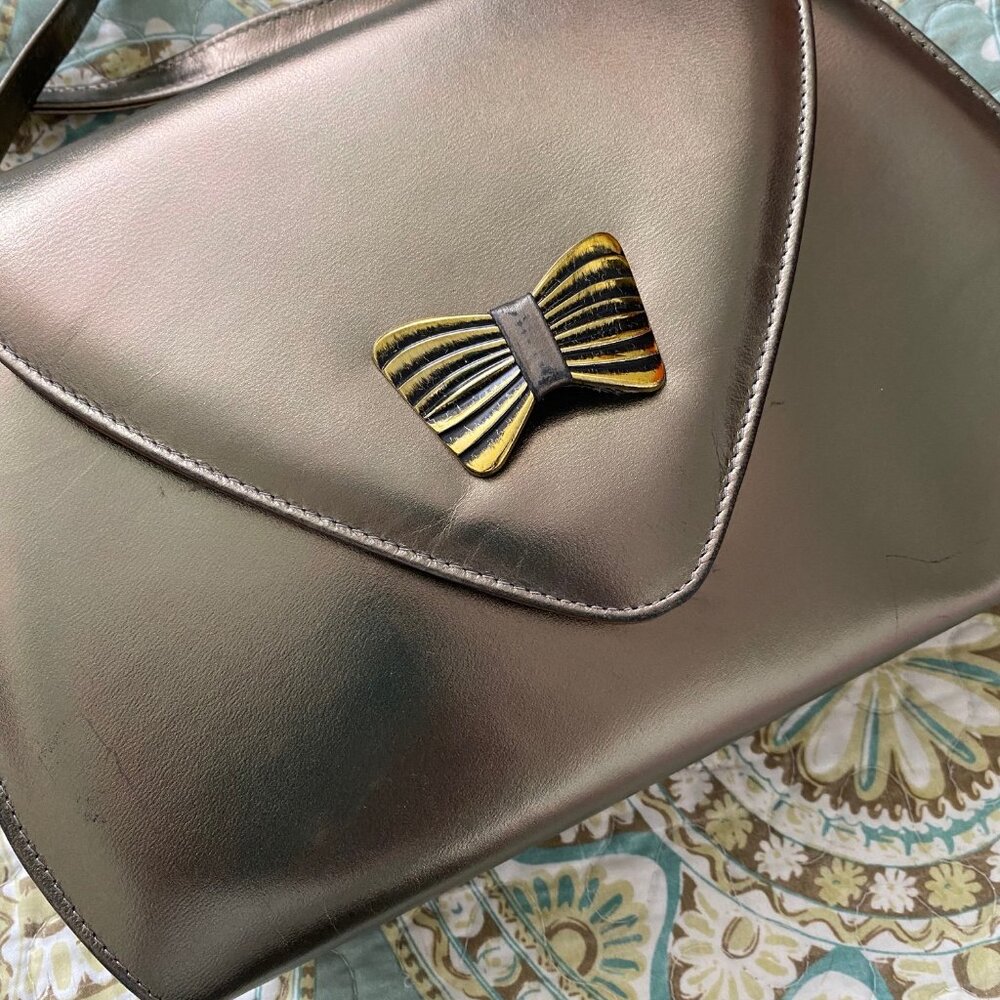 Bronze Colored Magdesians Vintage Shoulder Bag